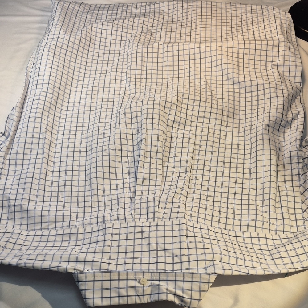 Tommy Hilfiger Blue and White Casual Button Down Shirt - Picture 12 of 14